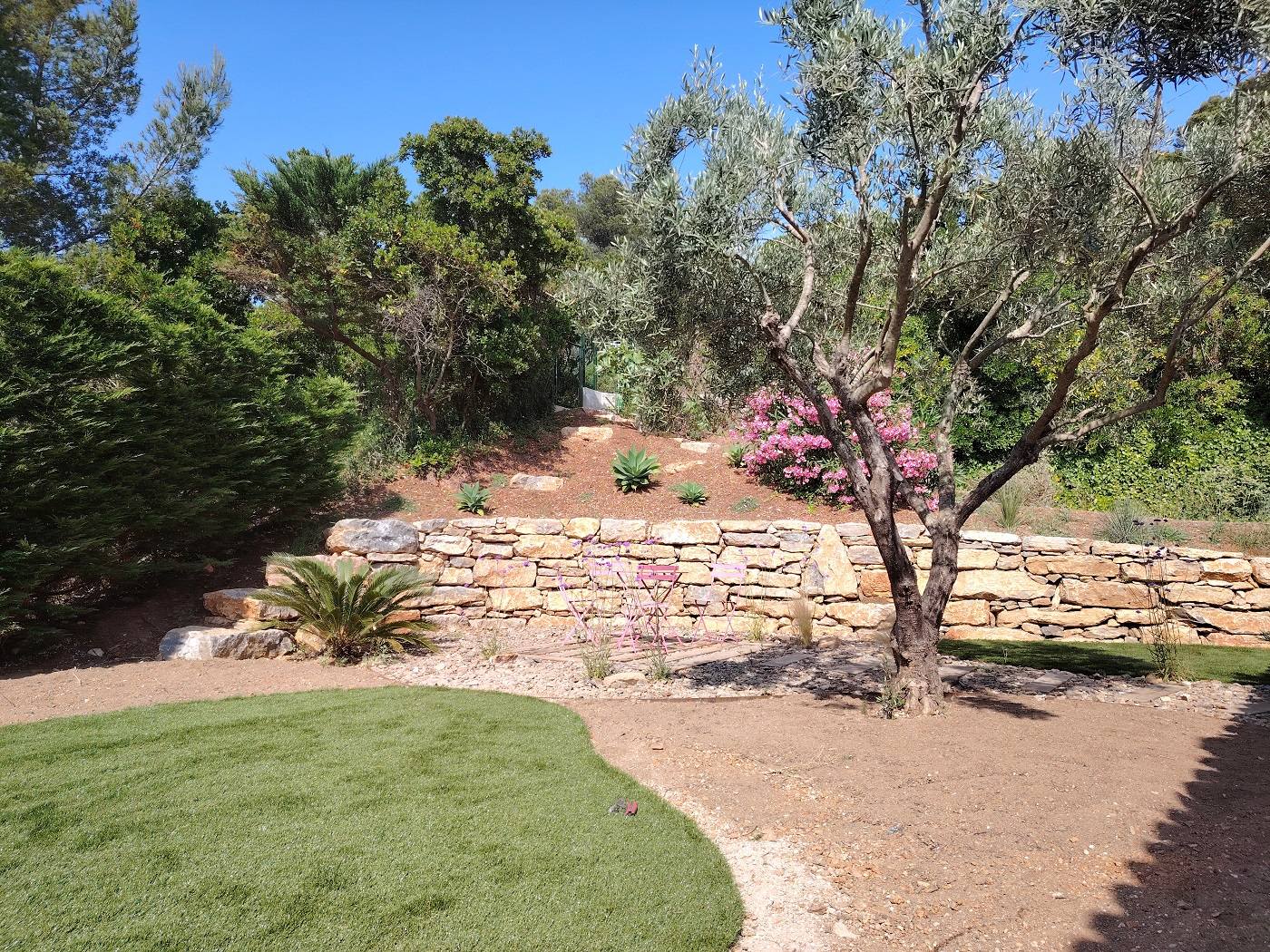 Terrassement de jardin au Lavandou Terrassement de jardin au Lavandou
